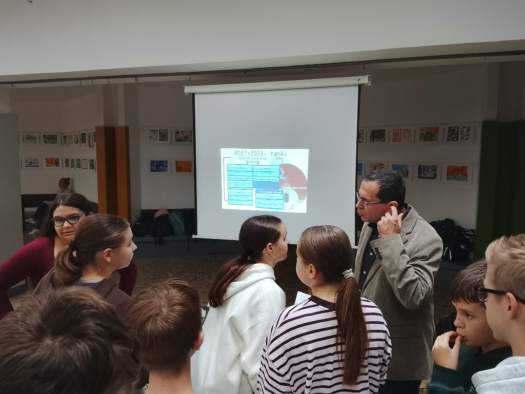 Pályaválasztási börze a Széchenyi Általános Iskolában